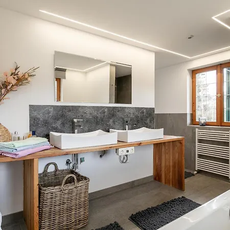 بيت للعطل Kitz Kombination *